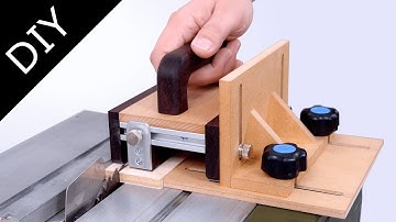 For safe use of circular saws / DIY wooden push block