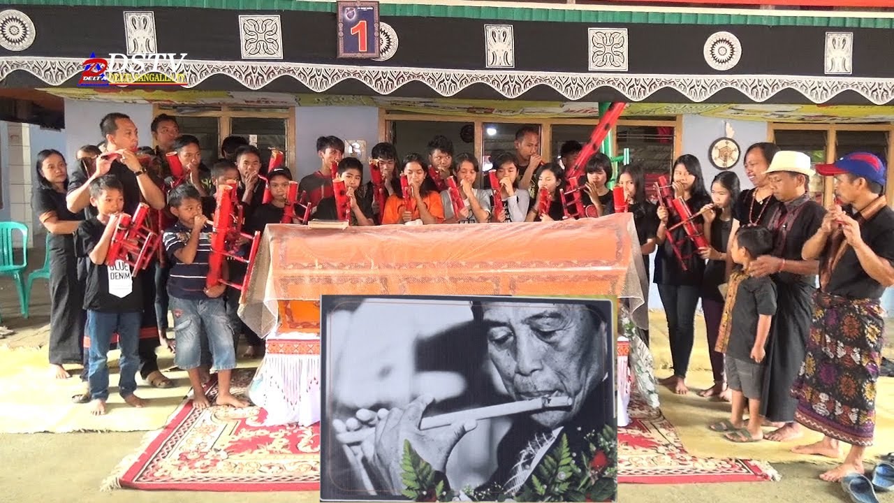 Musik Bambu Menangis mengiringi kepergian sang Legendaris Pompang