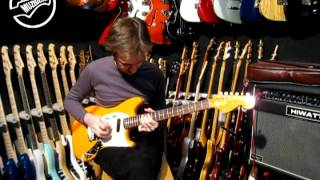 FENDER Mustang MG69-BECK - YouTube 