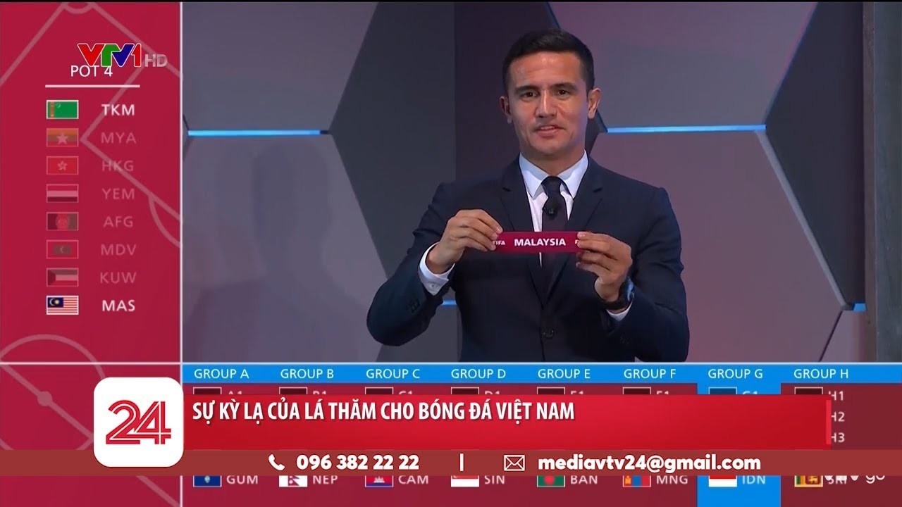 Sự kỳ lạ của lá thăm cho bóng đá Việt Nam | VTV24