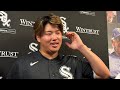 ホワイトソックス激震 村上宗隆がアクシデントで途中交代 一塁へ駆け込んだ際に右太もも裏痛める 本拠地が騒然 球団は「右ハムストリングの張り」と発表 今後検査へ