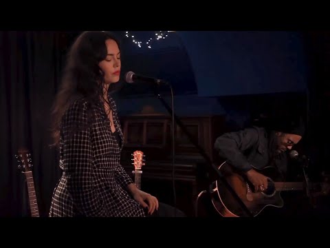 Romy Ryan James - Dance in the Wind (Acoustic Live Session)