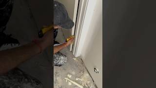How To Tape Door Hinges For Painting ! HOW TO STOP PAINTING THESE #painter #painting #hinges #viral
