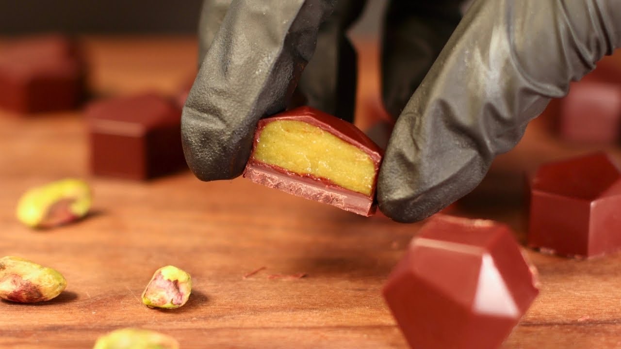 2am Creamy Pistachio Bonbons | Relaxing Chocolate Session