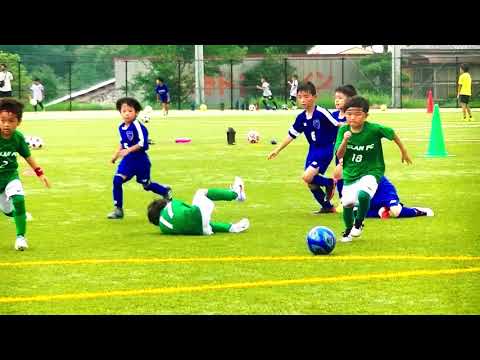 天才サッカー少年風プレイ動画 U8 小学2年生 ヘアバンドがつけたくて髪を伸ばしそして パスの楽しさを覚えた男 Youtube