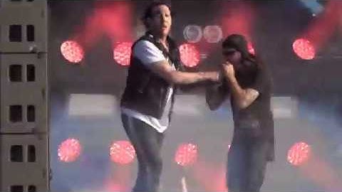 Dani Filth & Marilyn Manson sing together