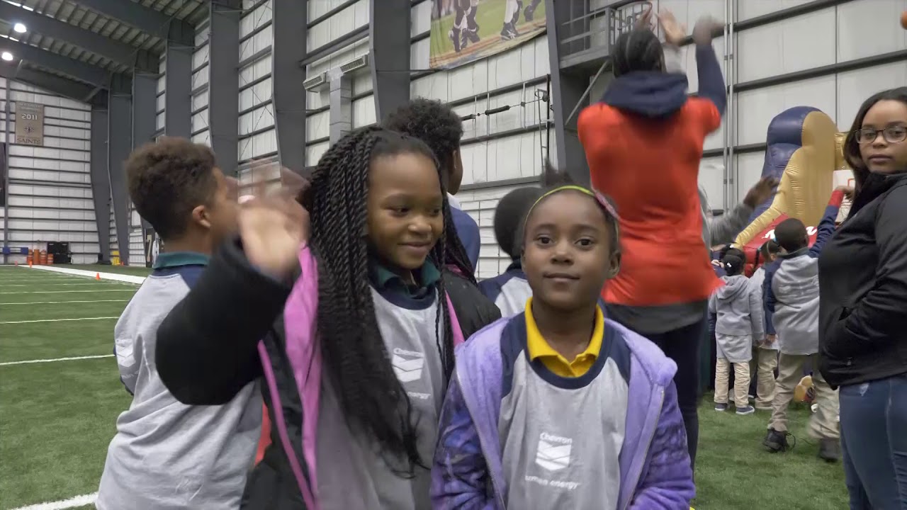 lonzo ball injury Pelicans Holiday Party with the Boys & Girls Club