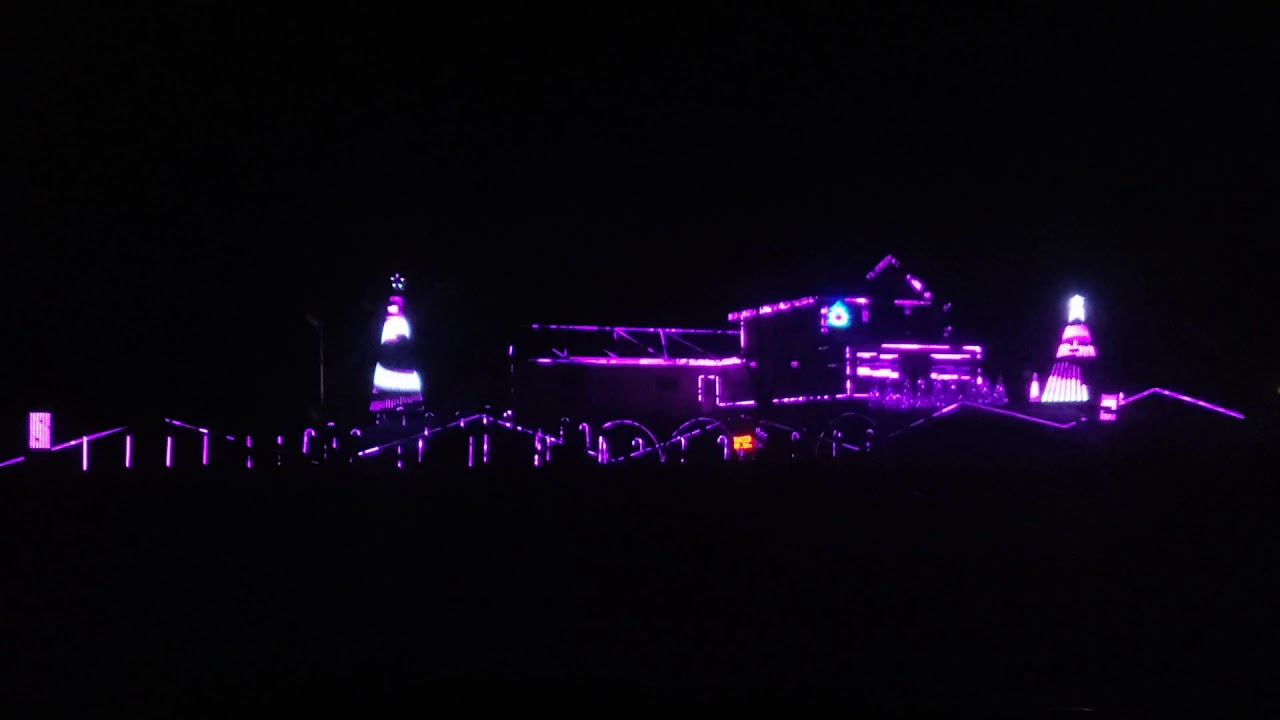 Ciske's Country Christmas Light Show (Mettalica "one") YouTube