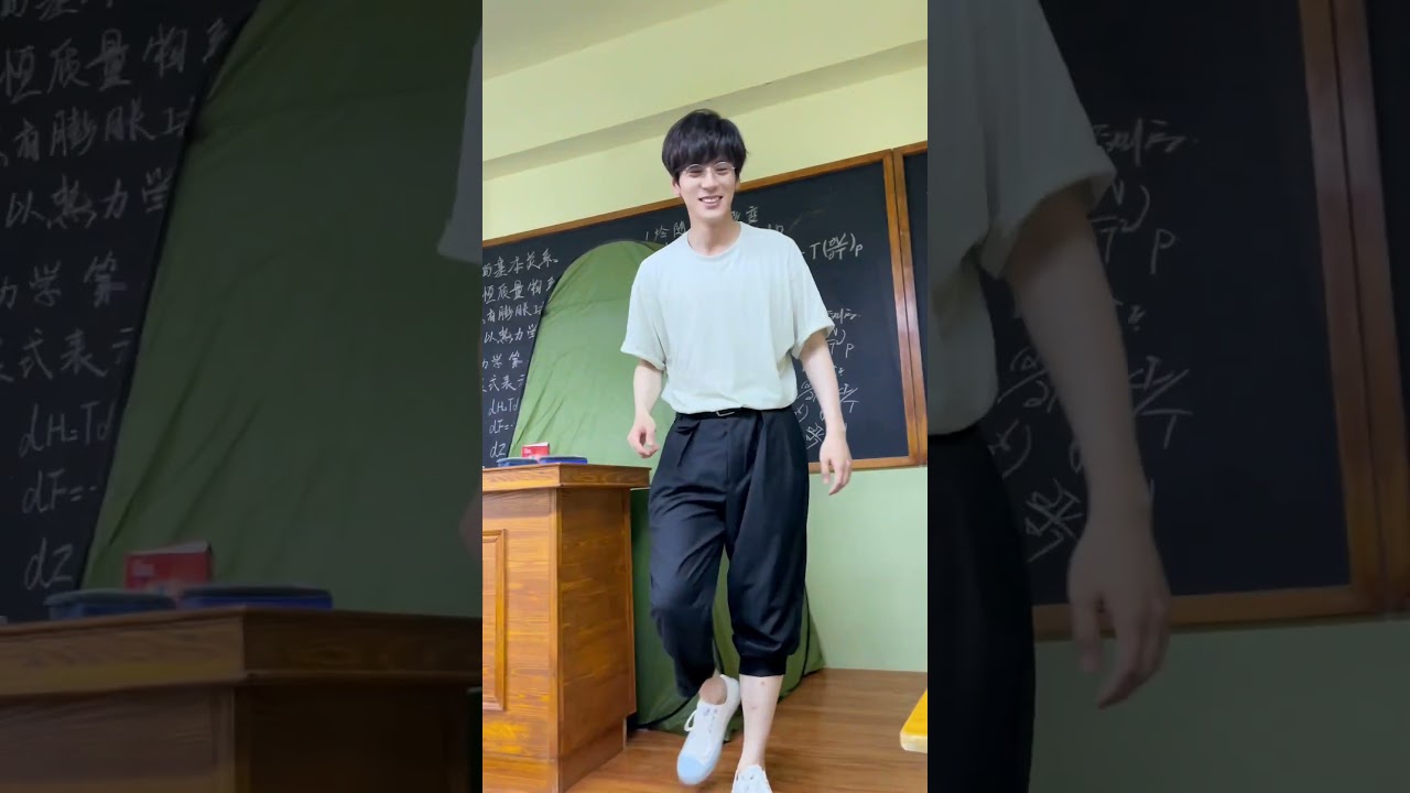 Miles Way / Wei Zhe Ming