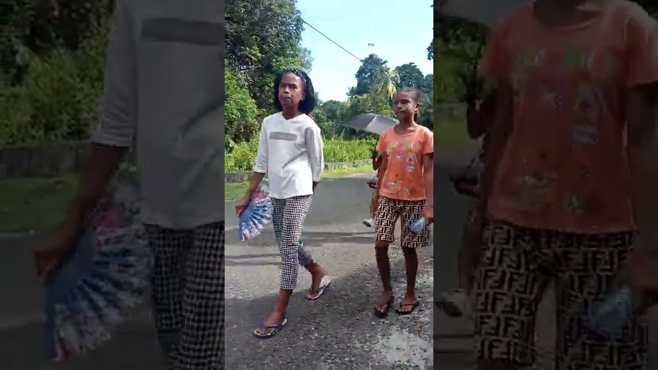 Kegiatan Baris Berbaris dari Desa Porto. Saparua.Cover Megi