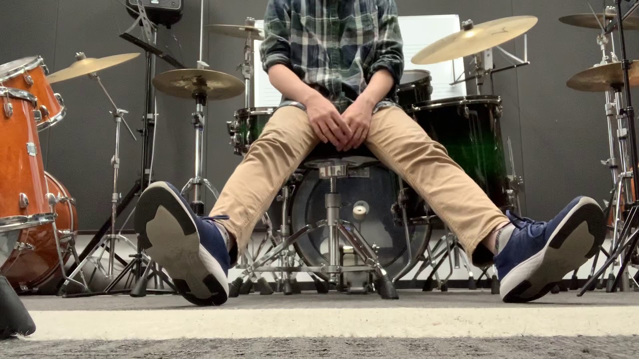 自宅で練習しよう！　重要なフットワーク床練1