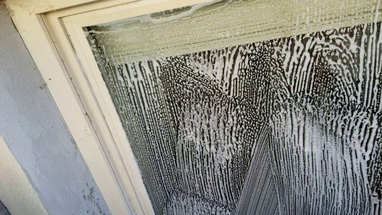 Кальций и коррозия стекла 1-2 степень. Реставрация стекла. - YouTube