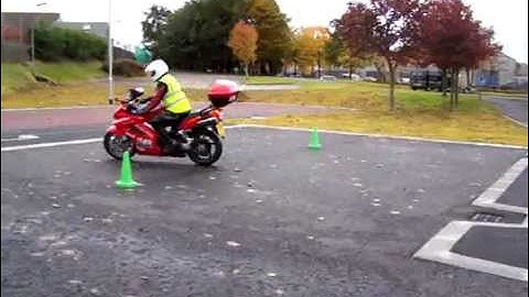Module One 1 SLALOM & FIG 8 NEW TEST MANOEUVRES LEARN2RIDE