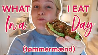 WHAT I EAT IN A DAY (med tømmermænd) | Julia Sofia ♡