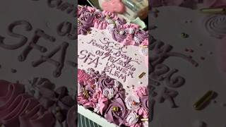 Made this cake for my daughter’s family day at school a few months ago🥰