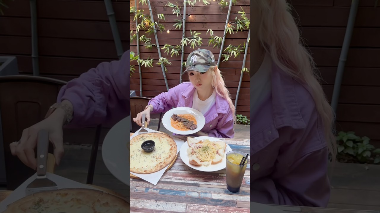 STELLAKIM VISIT HONGDAE IN PASTA SPAGHETTI PIZZA SO YUMMY 