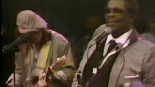 B.B.  KING, STEVIE RAY VAUGHAN SRV- In the Midnight Hour chords