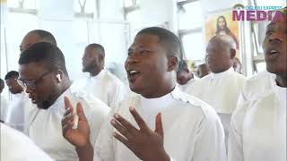 Video thumbnail of "Orin 795 (Baba wa ti mbe larin wa)"