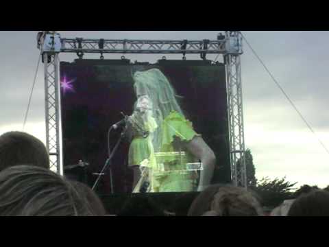 Diana Vickers - My Hip - Peterborough 18.7.10