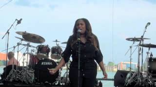Lexi Live at Praise in the Park