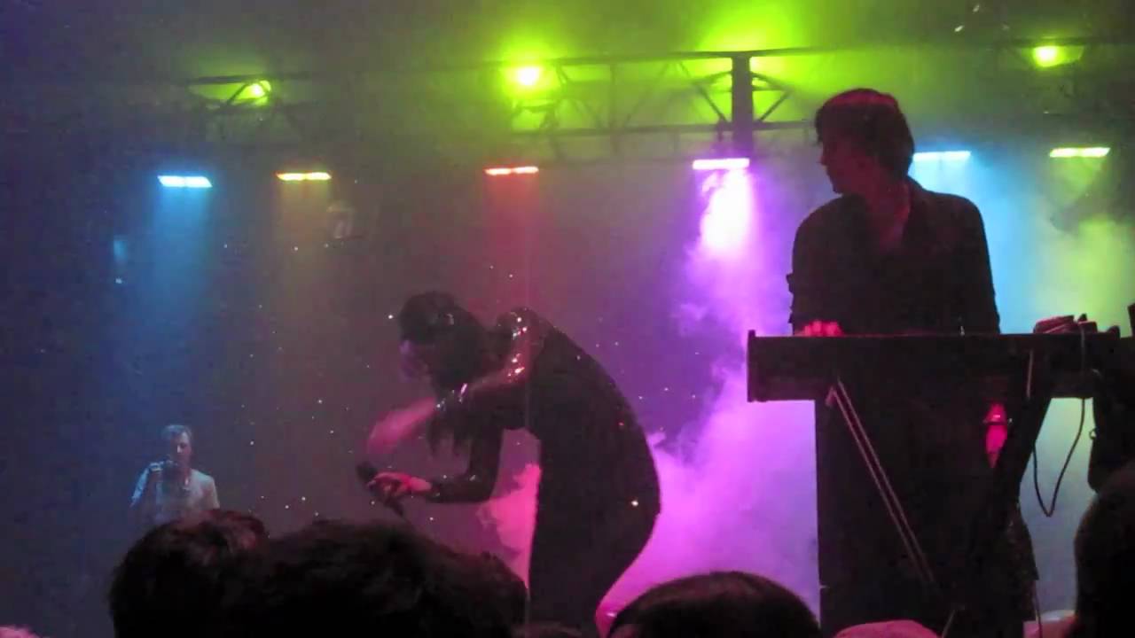 Glass Candy Life After Sundown (live ster Hall NYC 1.14.11