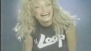 The Loop FM 98 - Lorelei Lip-Syncing (Commercial, 1980 )5.flv