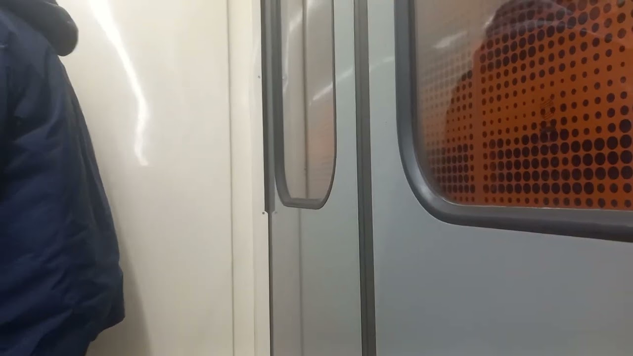 M3 metró Kőbánya-Kispest - Deák Ferenc tér (672)