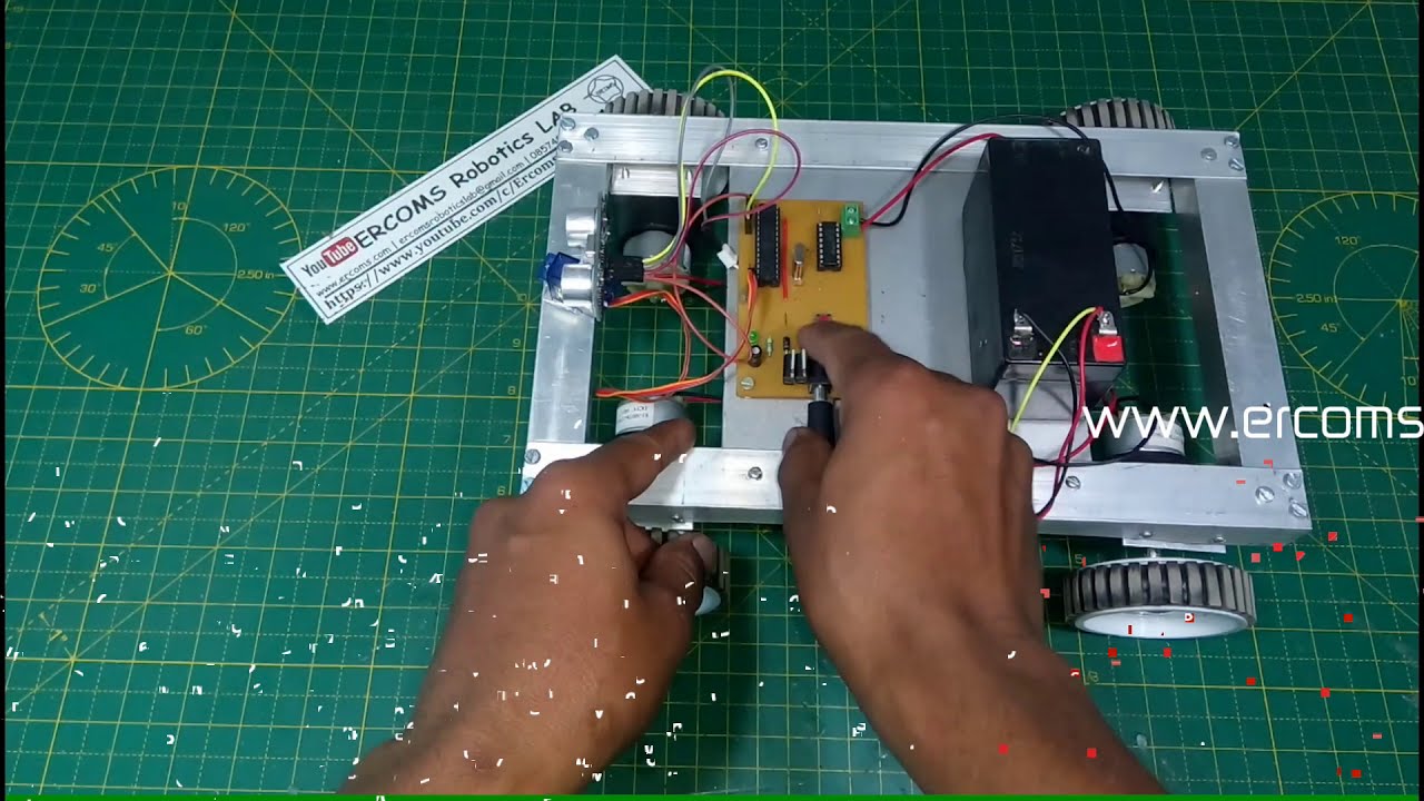 ERRB004 || Object or Wall Avoiding Robot Using Ultrasonic Sensor || By Ercoms.com