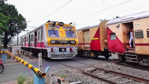 Parallel Train Race & Crossing at Railgate : Barddhaman Local Crossing Tebhaga Exp & Freight Train