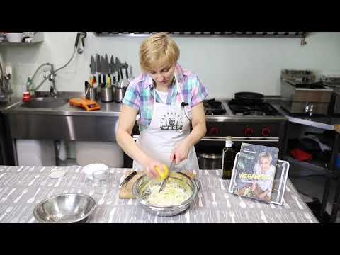 Wideo: 4 sposoby na zrobienie ciasta bez jajek