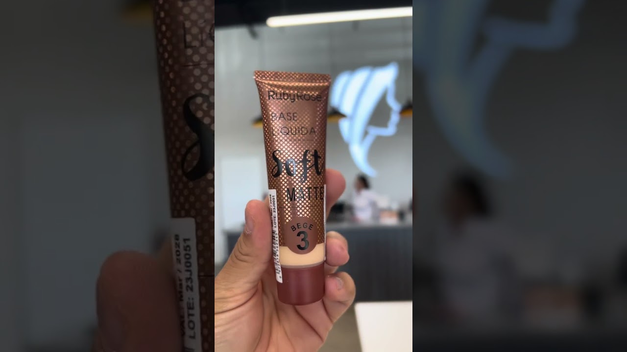 Conoce la base Soft Matte de Ruby Rose 🔥