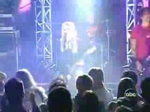 avril lavigne [he wasn't]