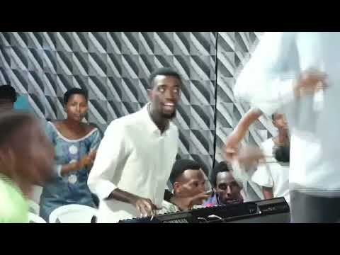 Daudi Pianist