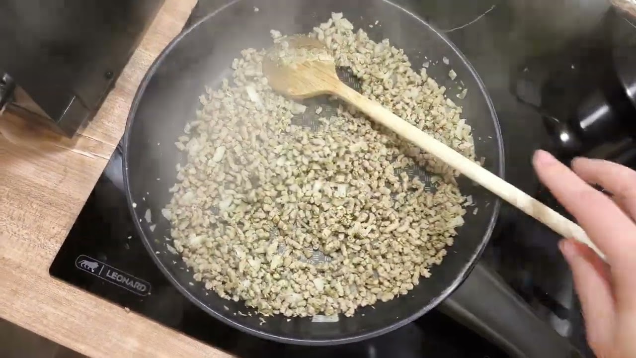 -SONNENBLUMEN HACK- Nudeln Bolognese aus Sonnenblumen Hack - vegetarisch -