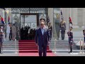 رئيس الدولة يصل العلمين في زيارة أخوية..وسموه والرئيس المصري يبحثان تعزيز علاقات التعاون بين البلدين