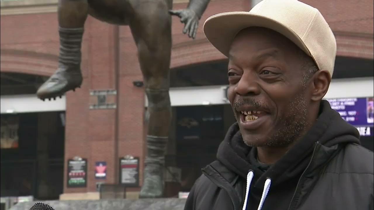 Хандред эмилия и хаято оружие. Сотня 2016 аниме. Хандред аниме. Out of a hundred. Out of a hundred.