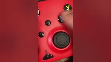 Can someone help me fix my stuck button X #help #stuck  #button #controller #problem #gamingvideos