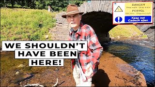 Mudlarking under an old bridge at a forgotten village History of a long gone community