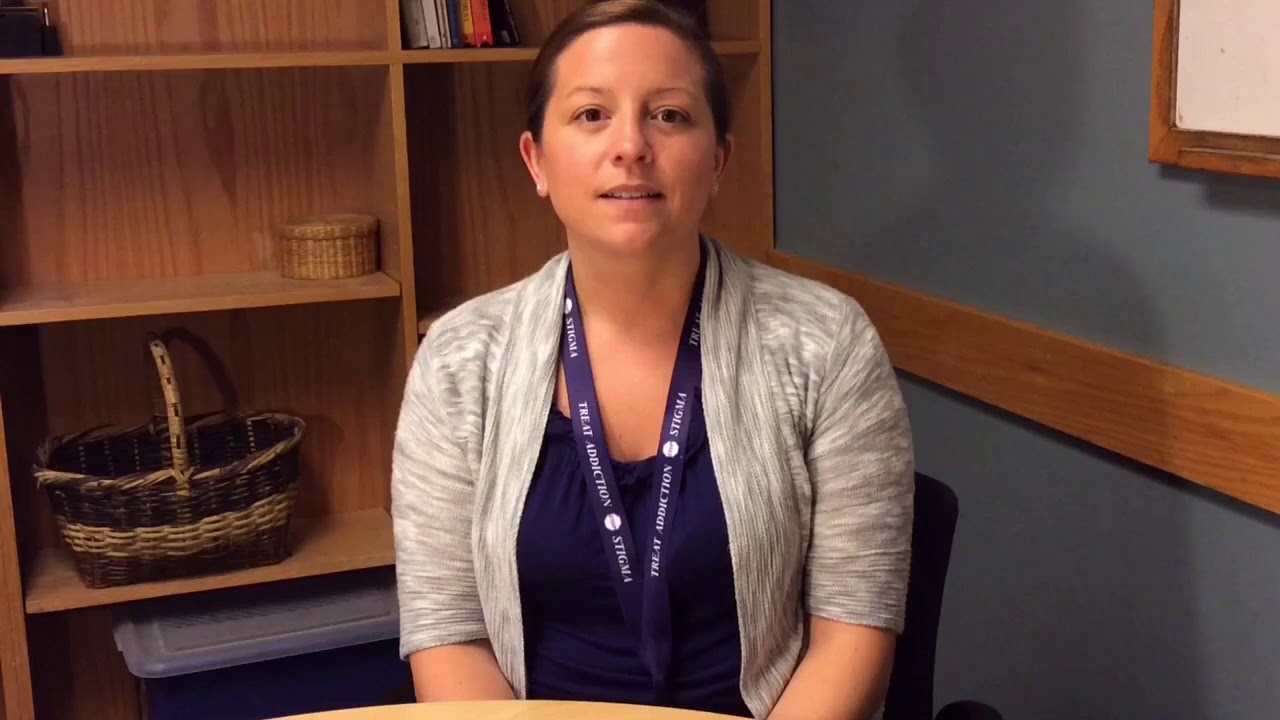 How do you give a dose of naloxone using Narcan nasal spray? - YouTube