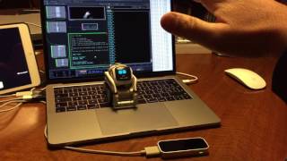 Anki Cozmo Leap Motion head control (SDK with TouchDesigner 099) screenshot 3