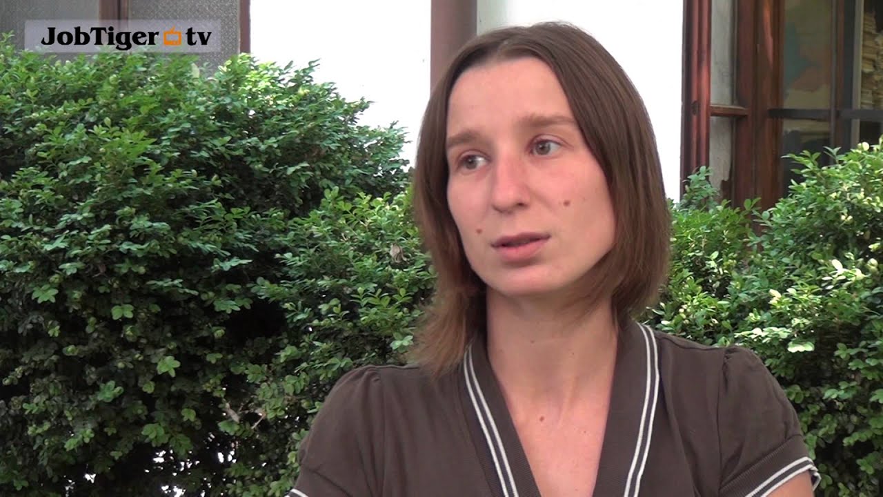 Марина Михайлова за скалното катерене - YouTube