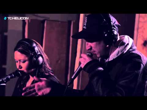 Ill-Esha live electronic set with VoiceLive Touch 2