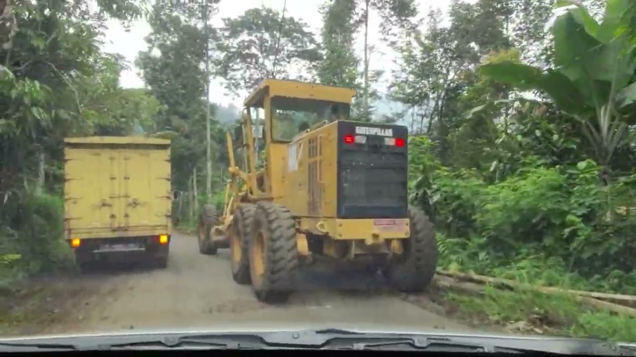 Jalan Raya Pasar Ciomas. Ciomas : Ujungtebu - Cisitu. Serang.