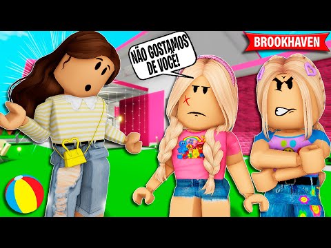 A MINHA AMIGA me TROCOU pela MENINA RICA  Historinhas Brookhaven Roblox  Bibi e Lud 