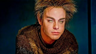 Фильм " Домовой " - трейлер HD/новинки апреля/комедия/фэнтези/семейный/сказка Фильм " Домовой " - трейлер HD/новинки апреля/комедия/фэнтези/семейный/сказка