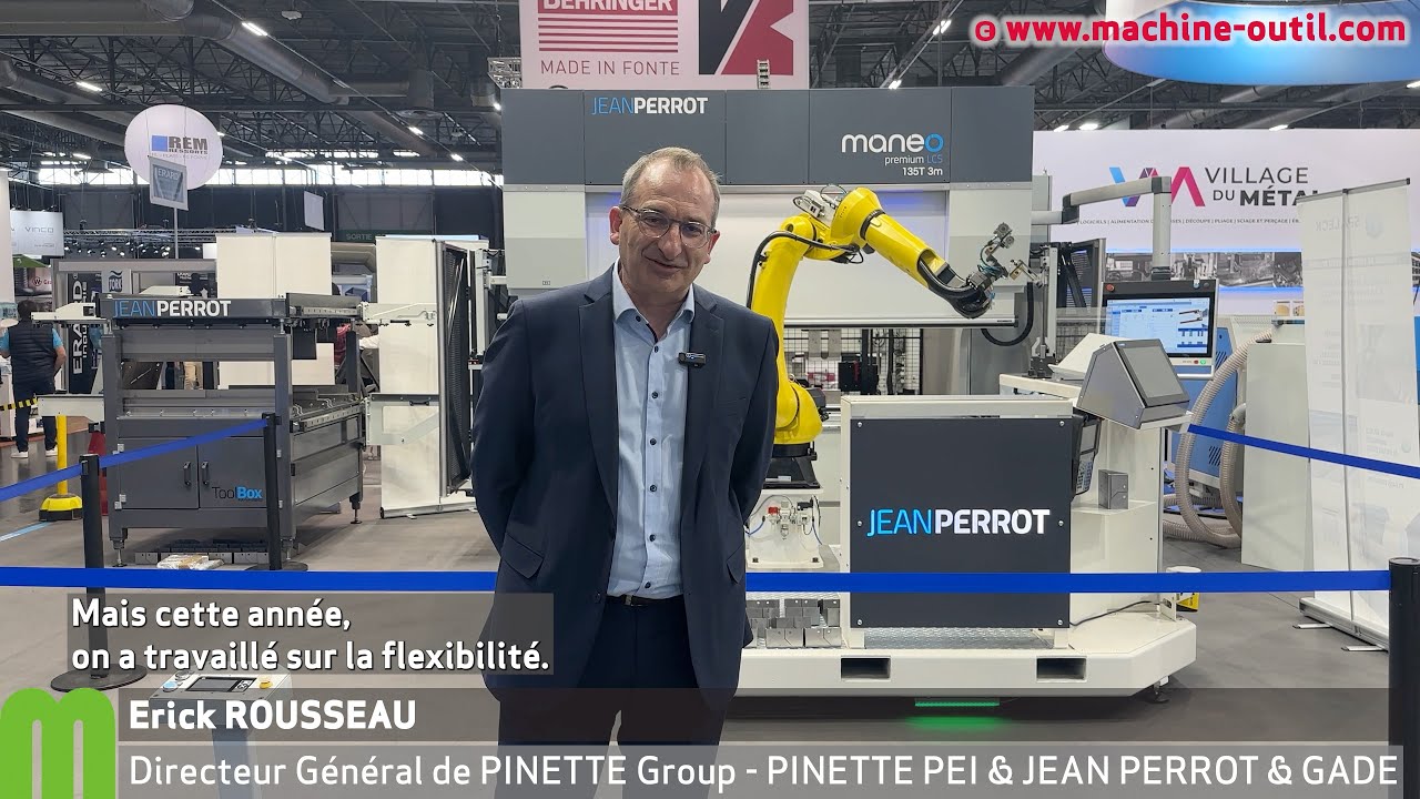 Cellule flexible de pliage de tôle capable de travailler avec opérateur le jour et robot la nuit