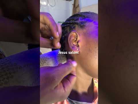 Jesus Titanic Muchapa Kazi Asaidia Wafanyakazi Wke Kwa Saloni Kazi 