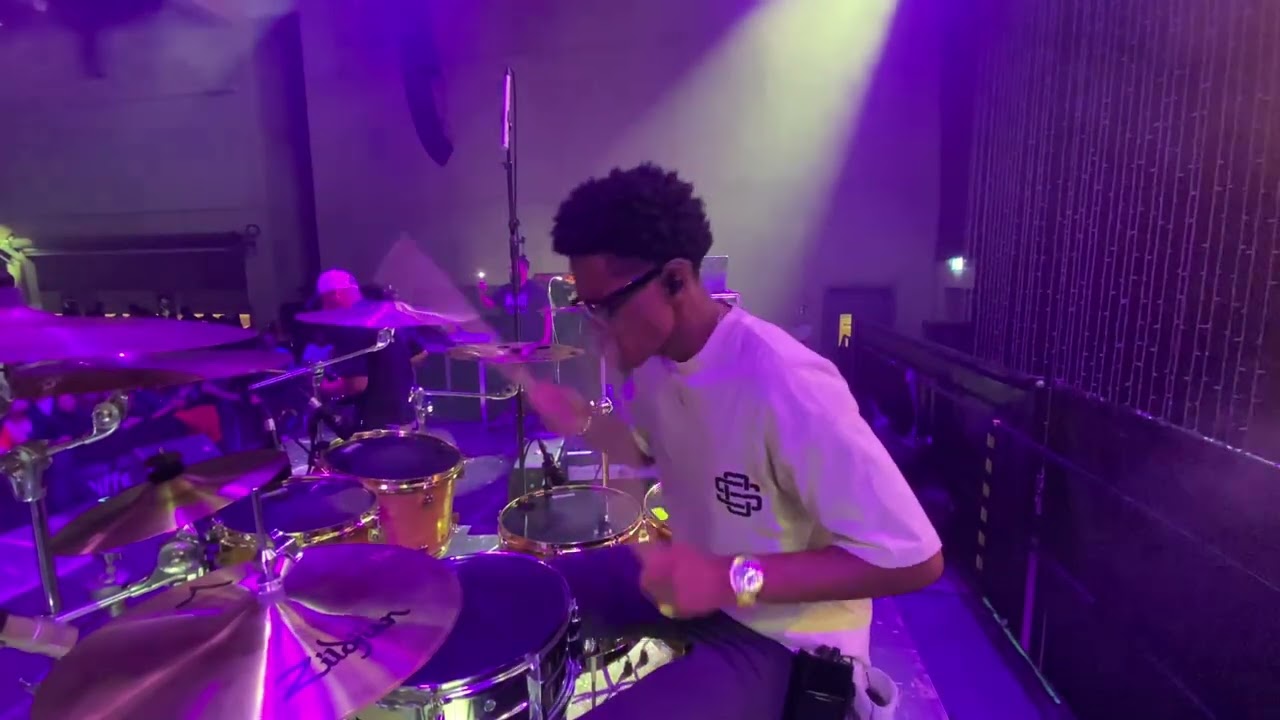 Kino Cabral - Medley Cinismo (Live in Luxembourg) [EAR MONITORS SOUND]