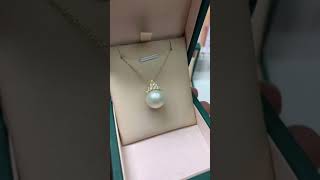 We open oyesters ON LIVE everyday at 3:30 PM -India Time #pearl#pearljewelry#jewelry#freshwaterpearl