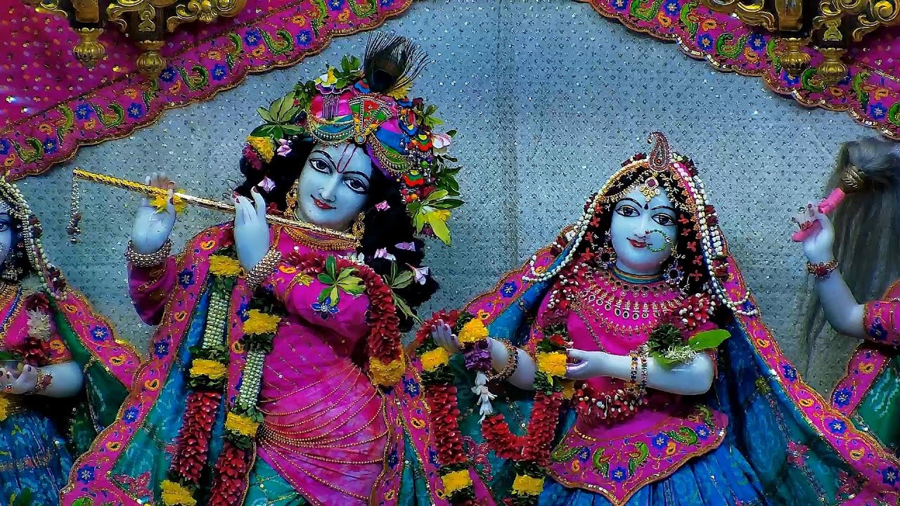 18th Jan. '26 | Sringar Aarti Darshan | Sri Sri Radha Gopinath Mandir | ISKCON Chowpatty Mumbai.